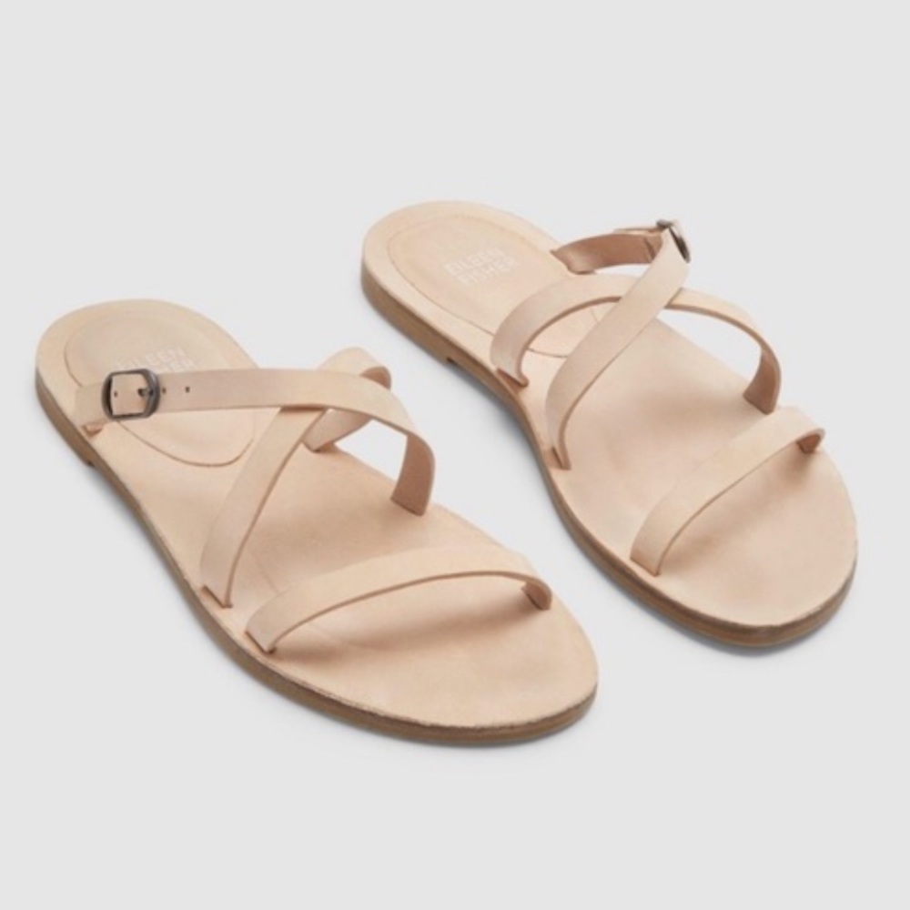 NWOT- Eileen fisher Dali sandals in cream